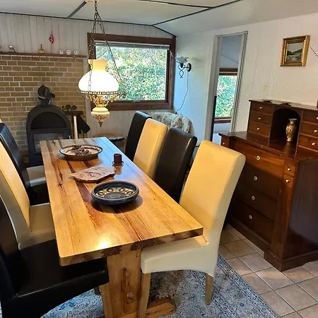 Villa Pax House
